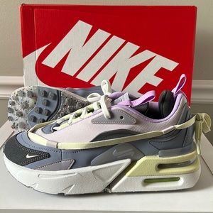 Nike Women’s Air Max Furyosa